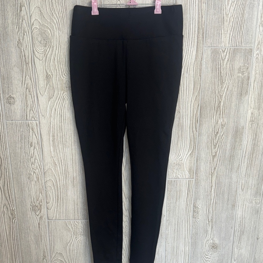 Tahari Black Skinny Pants